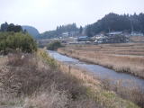 浜の館の東側に五老ヶ滝川